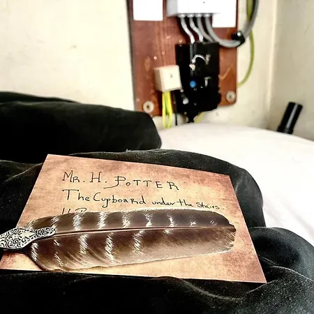 The Wizards House - Discounts For Long Otel