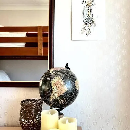 The Wizards House - Discounts For Long Hotell 3*